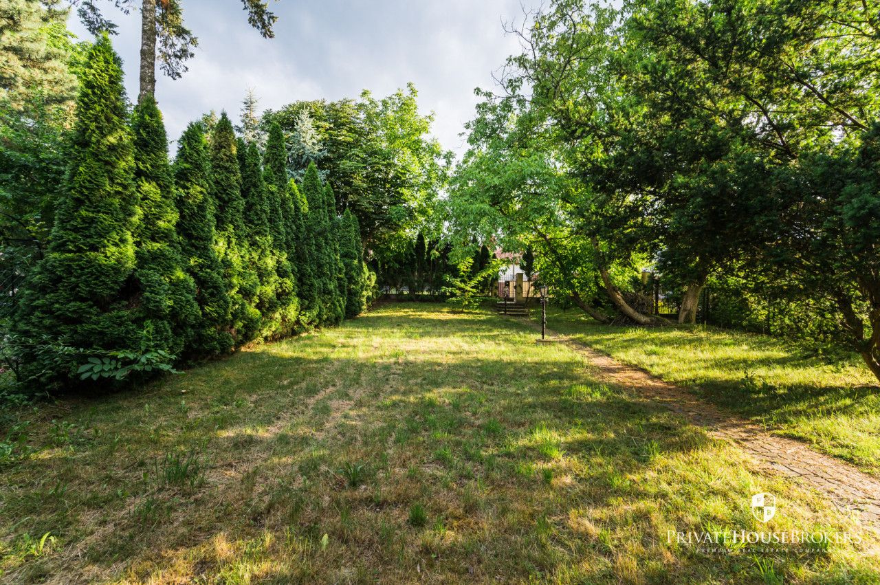 Spacious property among the greenery of Wola Justowska Królowej Jadwigi Street - House - Sale - Kraków, Krowodrza / Wola Justowska