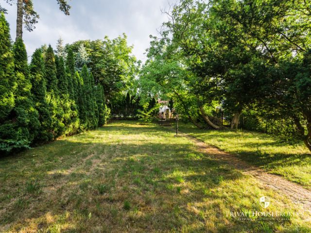 Spacious property among the greenery of Wola Justowska Królowej Jadwigi Street - House - Sale - Kraków, Krowodrza / Wola Justowska