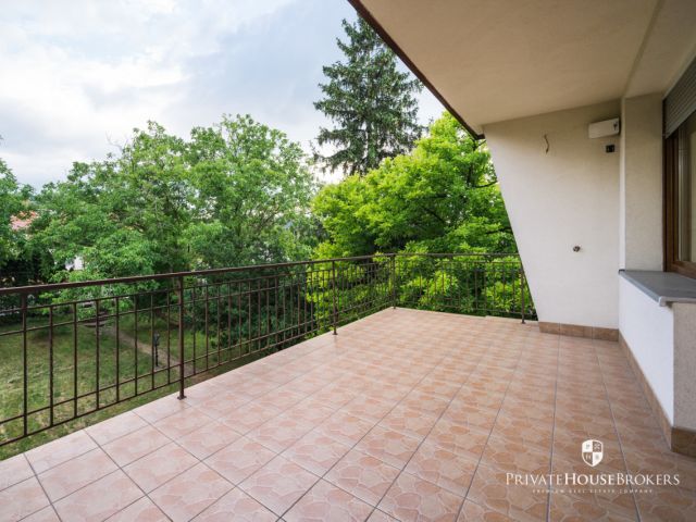 Spacious property among the greenery of Wola Justowska Królowej Jadwigi Street - House - Sale - Kraków, Krowodrza / Wola Justowska