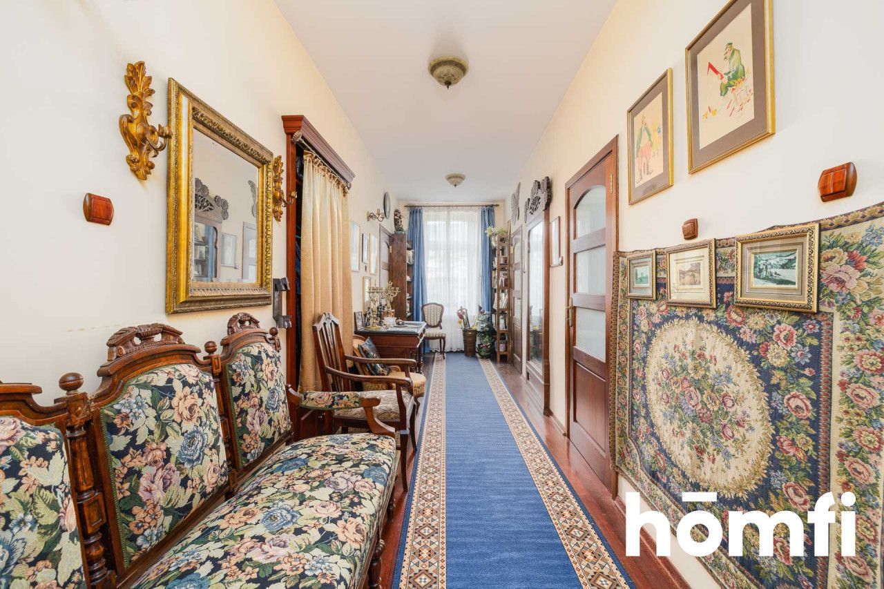 Over 90 square meters apartment with two bathrooms, a storage room and a utility room in the center of Krynica - Квартира - Продаж - Nowosądecki, Krynica-Zdrój