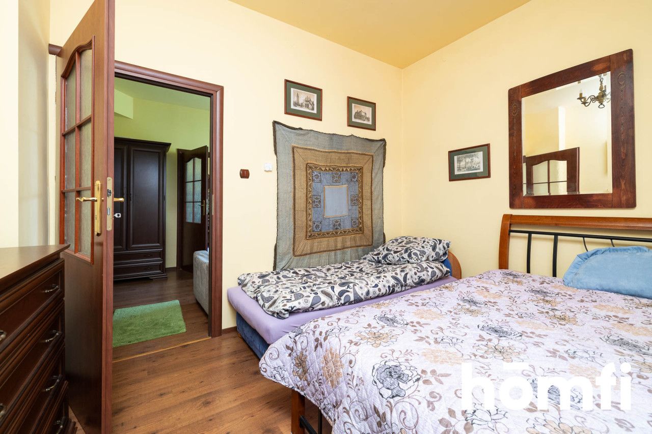 Two-bedroom apartment in the center of Krynica surrounded by a park - Apartment - Sale - Nowosądecki, Krynica-Zdrój