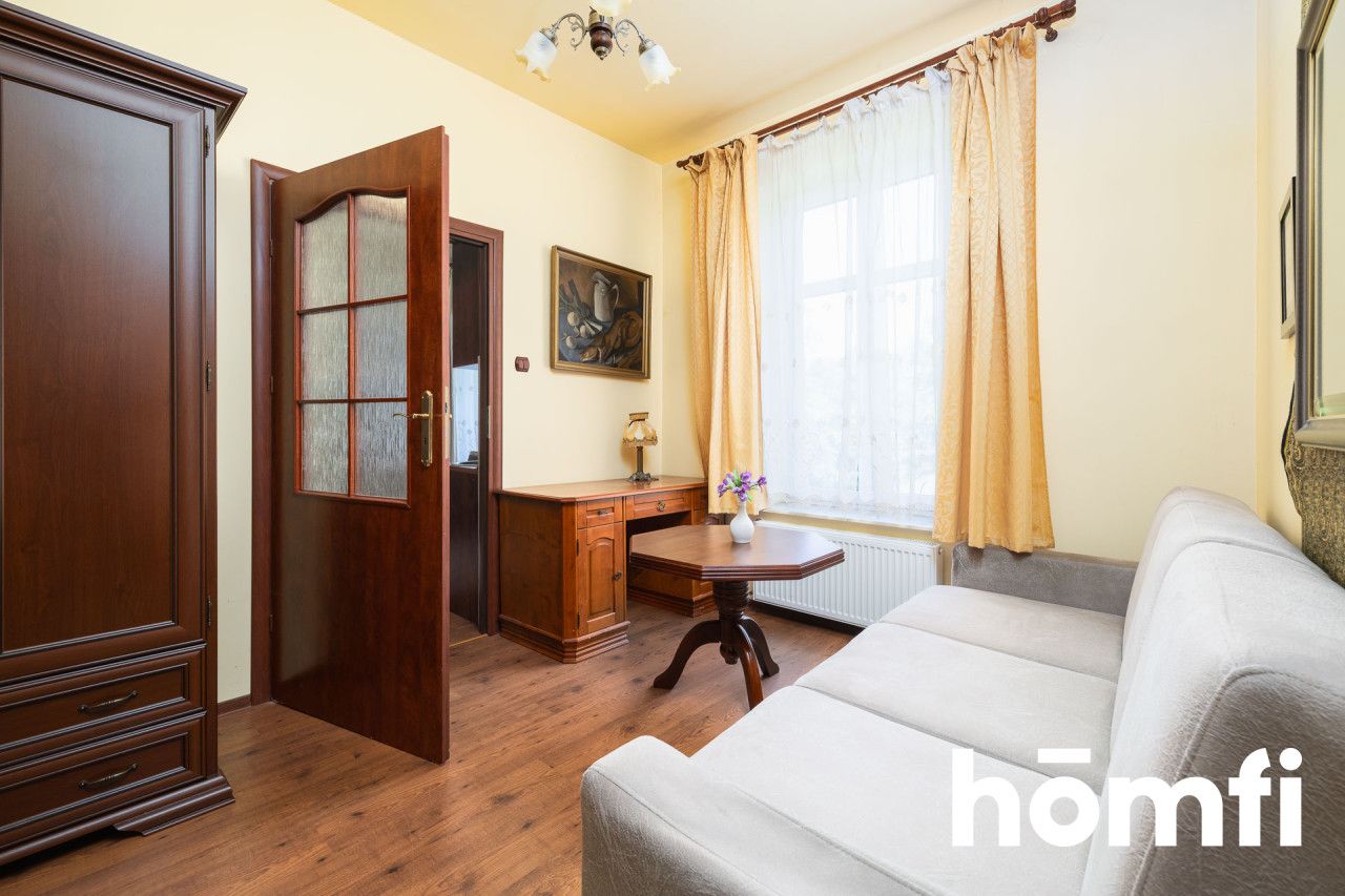 Two-bedroom apartment in the center of Krynica surrounded by a park - Apartment - Sale - Nowosądecki, Krynica-Zdrój