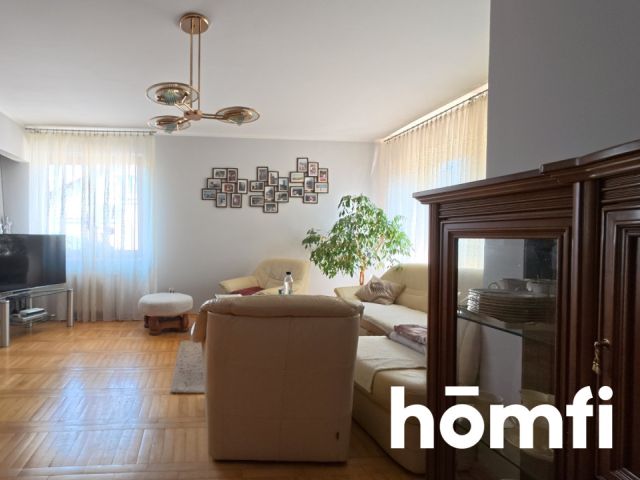 Big house with great tourism potential - Дім - Продаж - Sandomierski, Sandomierz