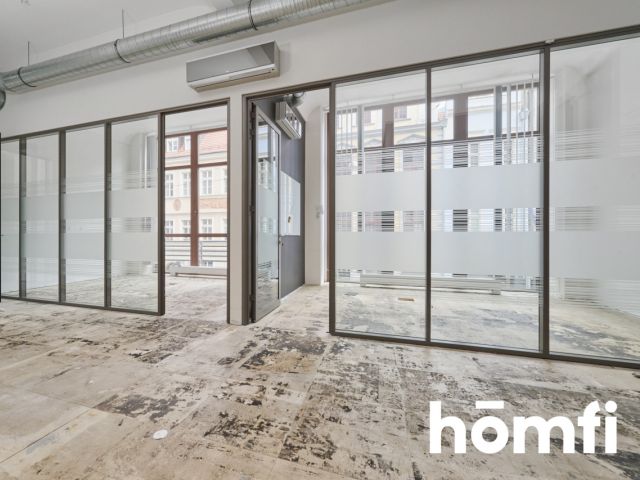 Na wynajem lokal 185 m2 z witrynami Rynek 2 piętro - Lokal użytkowy - Wynajem - Wrocław, Stare Miasto / Rynek