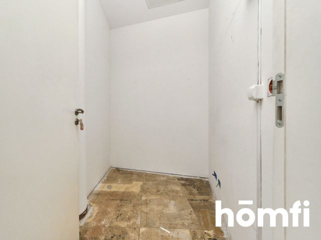 Na wynajem lokal 185 m2 z witrynami Rynek 2 piętro - Lokal użytkowy - Wynajem - Wrocław, Stare Miasto / Rynek