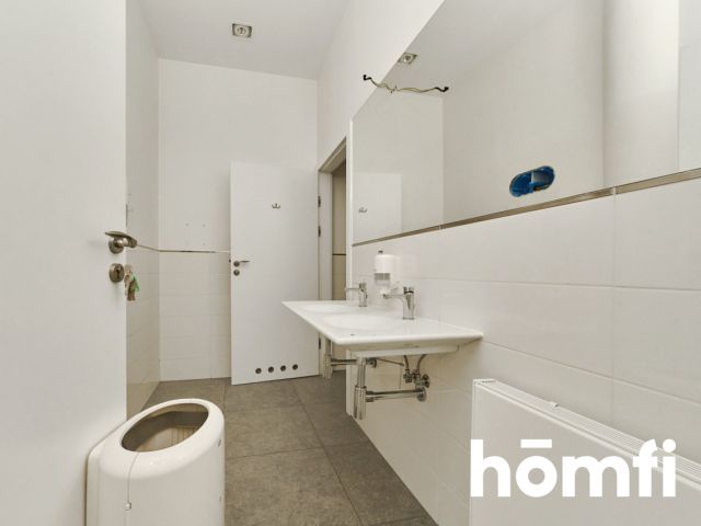 Na wynajem lokal 185 m2 z witrynami Rynek 2 piętro - Lokal użytkowy - Wynajem - Wrocław, Stare Miasto / Rynek