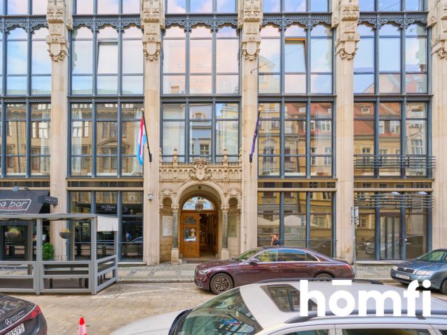 Na wynajem lokal 185 m2 z witrynami Rynek 2 piętro - Lokal użytkowy - Wynajem - Wrocław, Stare Miasto / Rynek