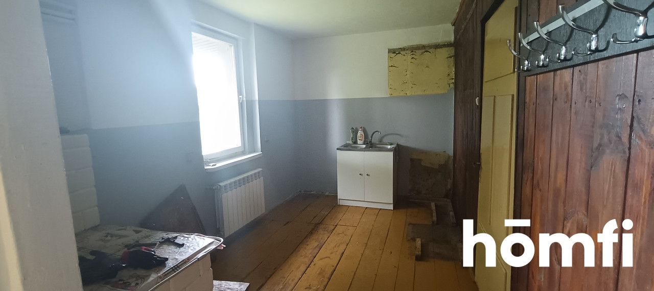 Dom z budynkami gospodarczymi siedlisko k. Pionek - Dom - Sprzedaż - Radomski, Pionki / Laski