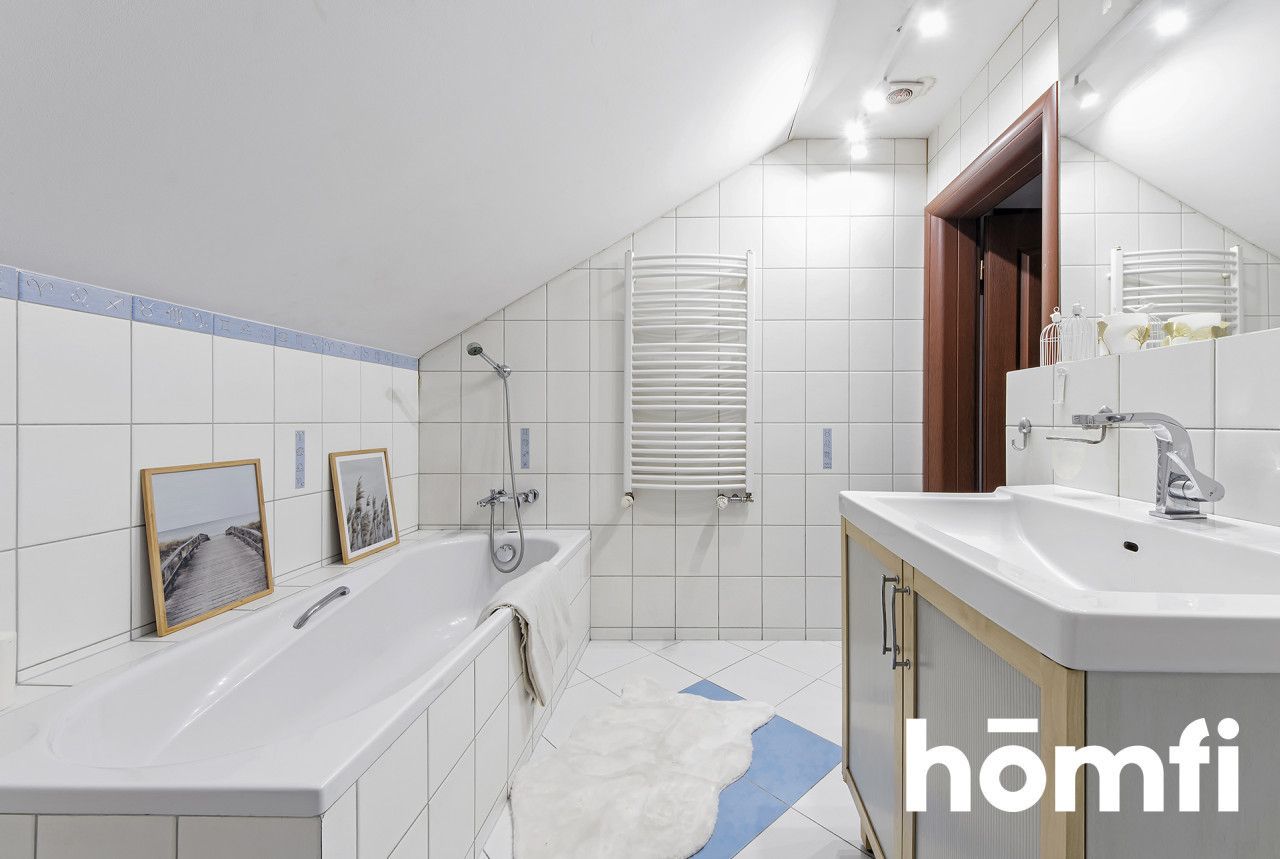 A luxurious house in a peaceful oasis, just a few minutes from the city - House - Sale - Koniński, Kazimierz Biskupi / Posada