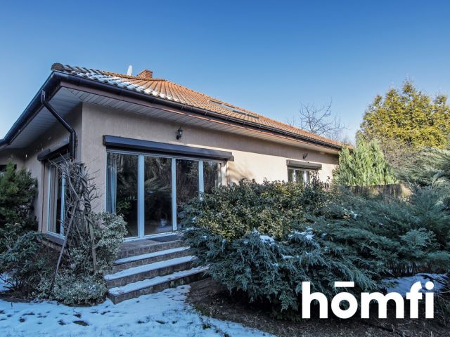 A luxurious house in a peaceful oasis, just a few minutes from the city - House - Sale - Koniński, Kazimierz Biskupi / Posada