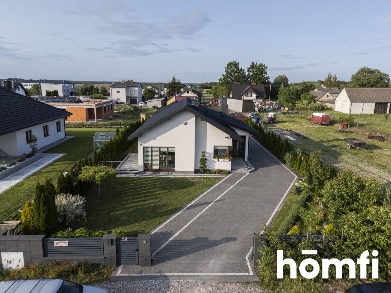 PRZYTULNY DOM PARTEROWY Z OGRODEM TUŻ POD RADOMIEM - Dom - Sprzedaż - Radomski, Zakrzew / Dąbrówka Podłężna