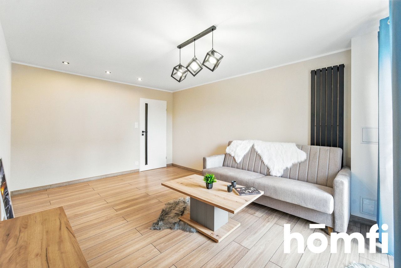 Przestronne, wyremontowane dwa pokoje z balkonem na osiedlu Janek - Mieszkanie - Sprzedaż - Zabrze, os. Janek