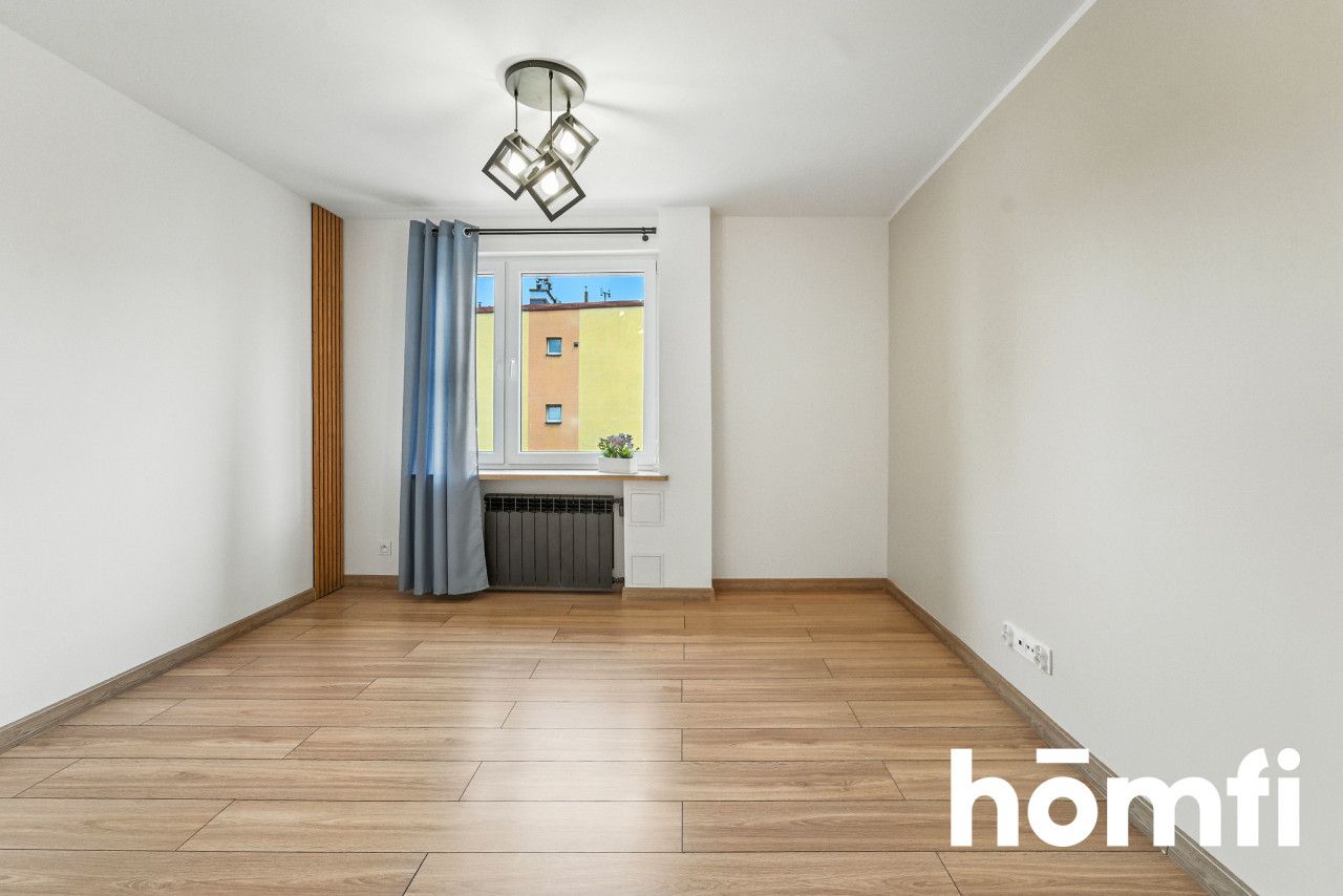 Przestronne, wyremontowane dwa pokoje z balkonem na osiedlu Janek - Mieszkanie - Sprzedaż - Zabrze, os. Janek