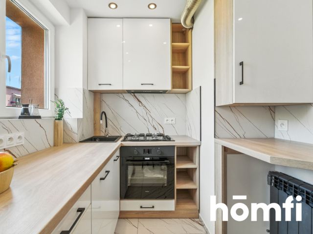 Spacious renovated two rooms in Janek estate - Квартира - Продаж - Zabrze, os. Janek