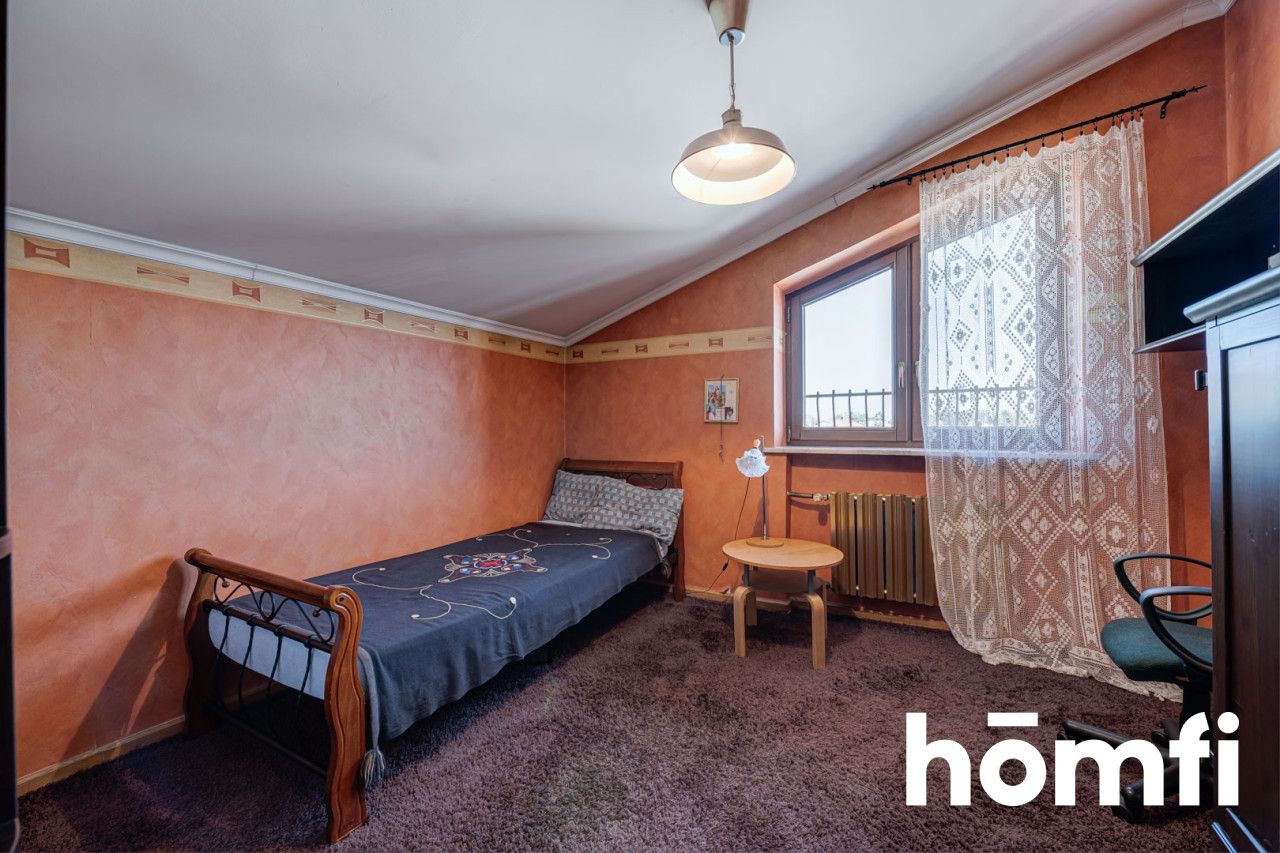 Spacious house in a quiet neighborhood in Halinow - House - Sale - Radom, Halinów