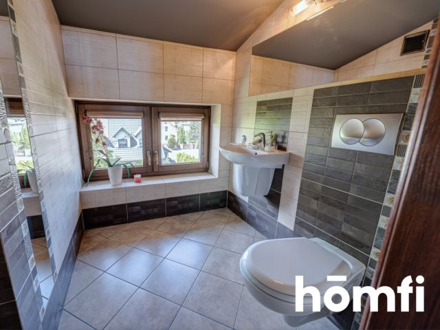 Spacious house in a quiet neighborhood in Halinow - House - Sale - Radom, Halinów