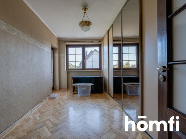 Spacious house in a quiet neighborhood in Halinow - House - Sale - Radom, Halinów