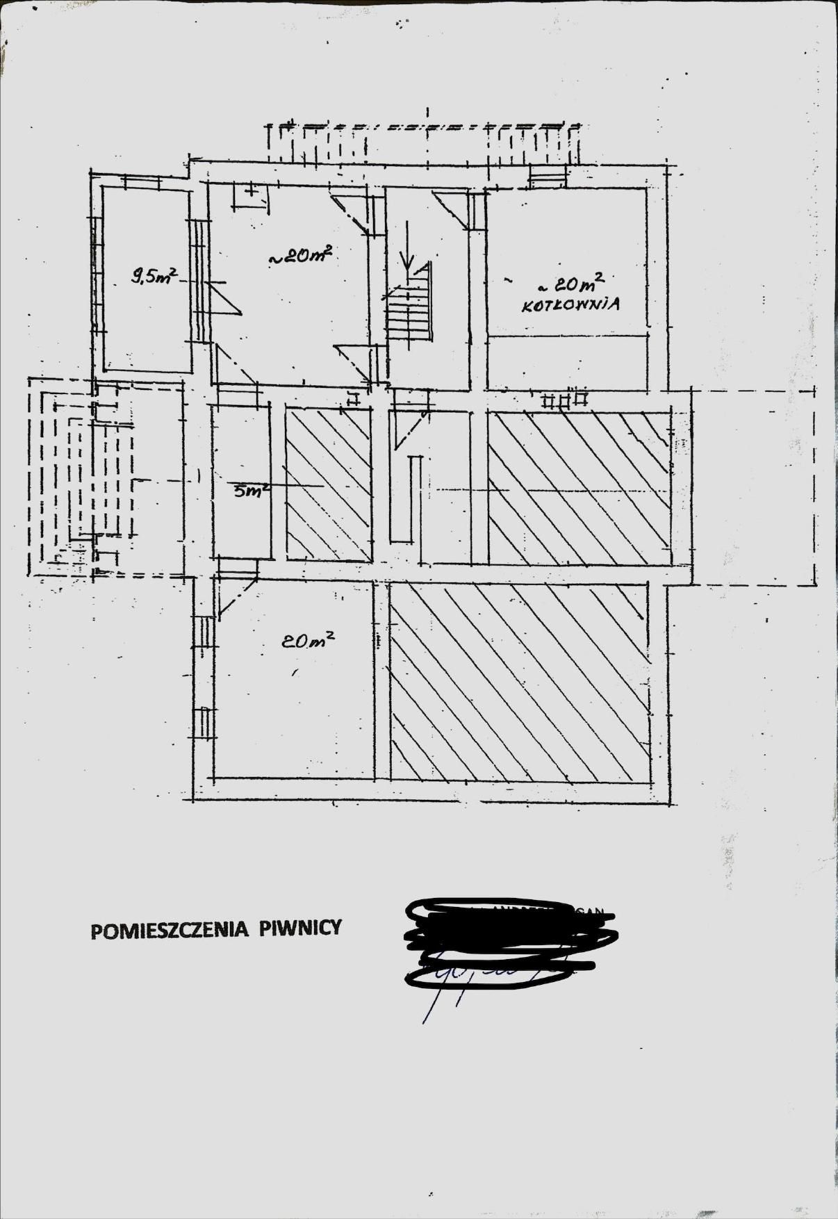 Restored manor house in the center of Olkusz with a total area of ​​313 m2, located 40 km from Krakow and 50 km from Katowice - House - Sale - Olkuski, Olkusz