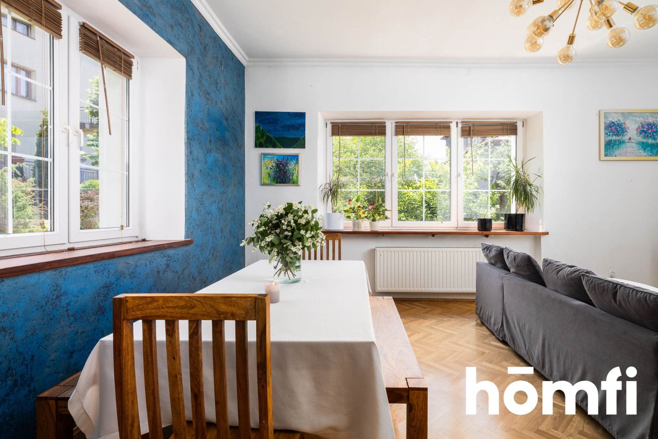 Restored manor house in the center of Olkusz with a total area of 313 m2, located 40 km from Krakow and 50 km from Katowice - House - Sale - Olkuski, Olkusz
