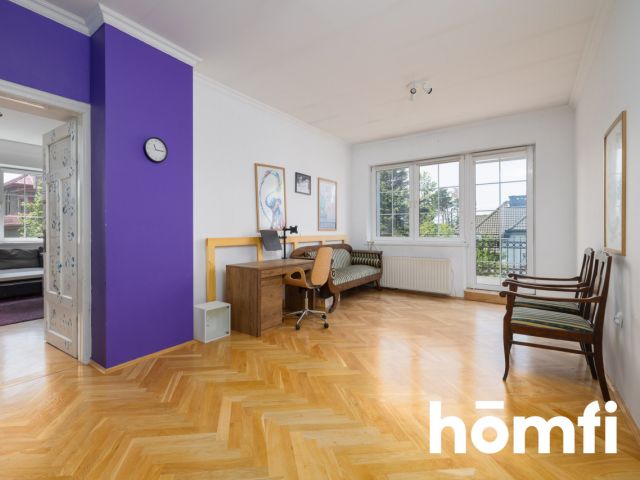 Odrestaurowany dworek w centrum Olkusza o powierzchni całkowitej 313 m2, położony 40km od Krakowa i 50km od Katowic - Dom - Sprzedaż - Olkuski, Olkusz