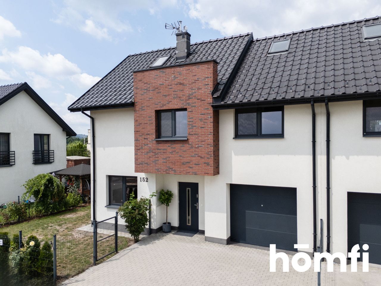 Well-lit, 105m² with a garage built into the building | 246m² plot | garden, terrace, pool, air conditioning | - House - Sale - Krakowski, Zabierzów / Brzezie