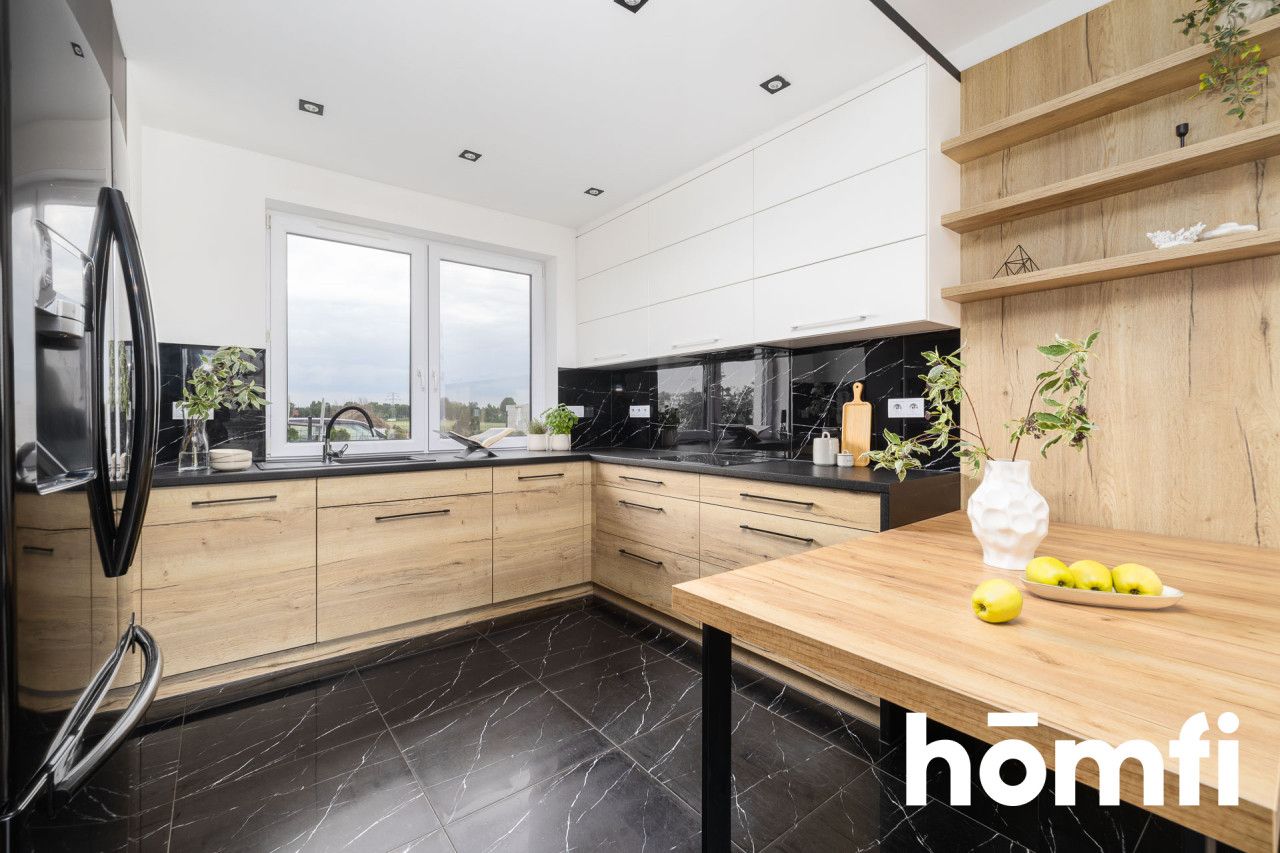 Well-lit, 105m² with a garage built into the building | 246m² plot | garden, terrace, pool, air conditioning | - House - Sale - Krakowski, Zabierzów / Brzezie