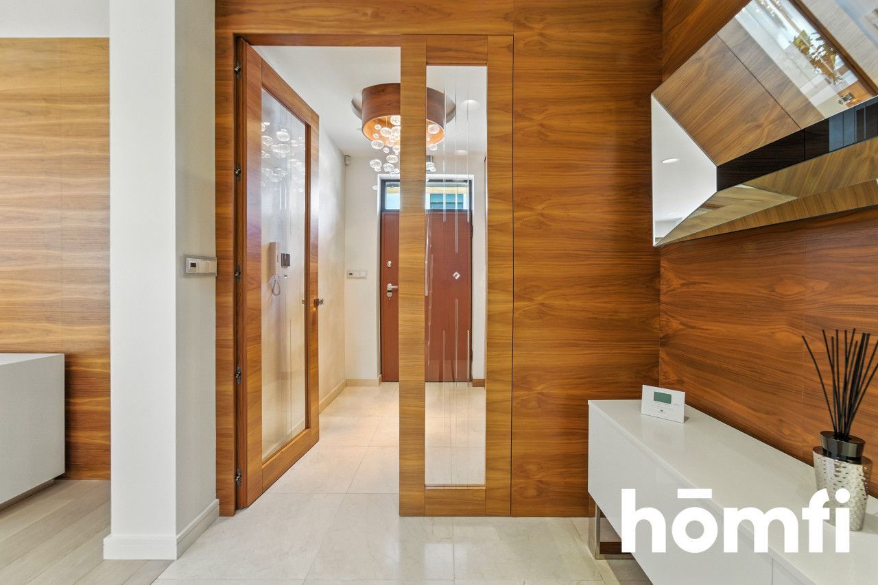Exclusive Residence in the heat od Bażantowo - House - Sale - Katowice, Kostuchna