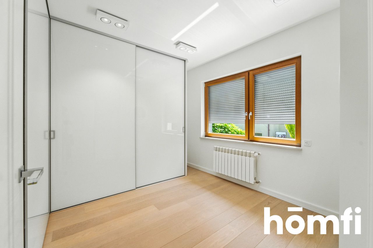 Exclusive Residence in the heat od Bażantowo - House - Sale - Katowice, Kostuchna