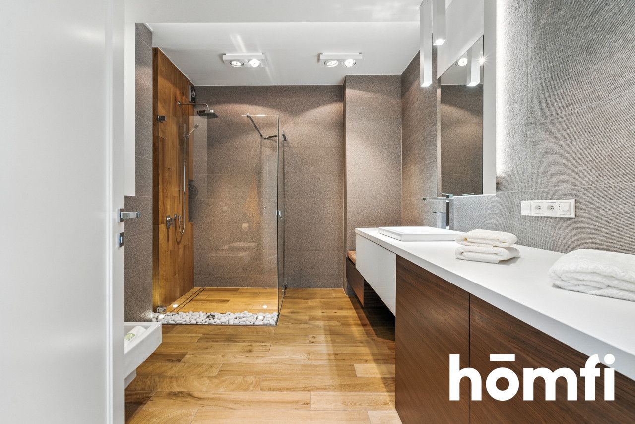 Exclusive Residence in the heat od Bażantowo - House - Sale - Katowice, Kostuchna