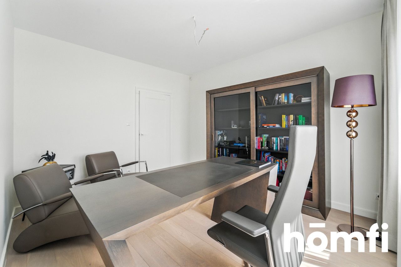 Exclusive Residence in the heat od Bażantowo - House - Sale - Katowice, Kostuchna