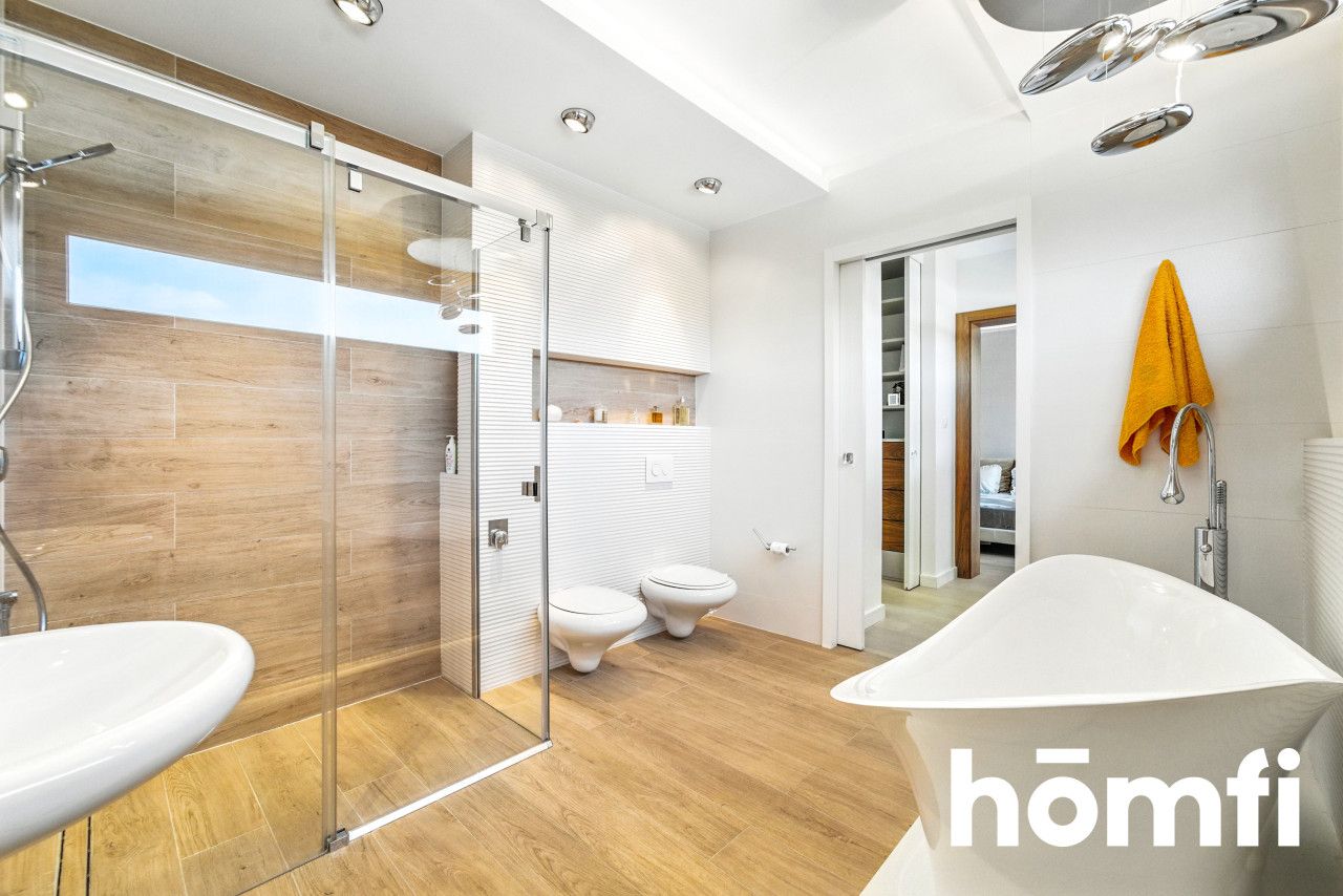 Exclusive Residence in the heat od Bażantowo - House - Sale - Katowice, Kostuchna