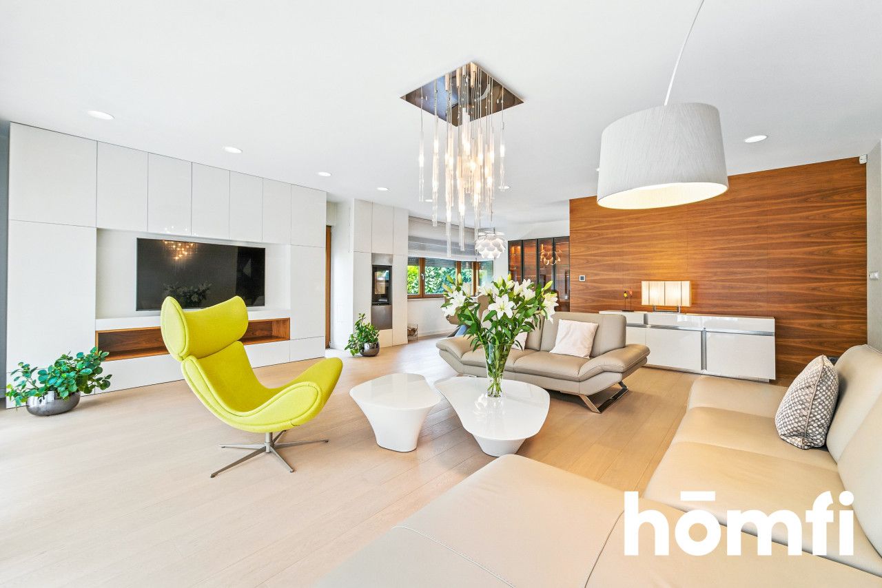Exclusive Residence in the heat od Bażantowo - House - Sale - Katowice, Kostuchna