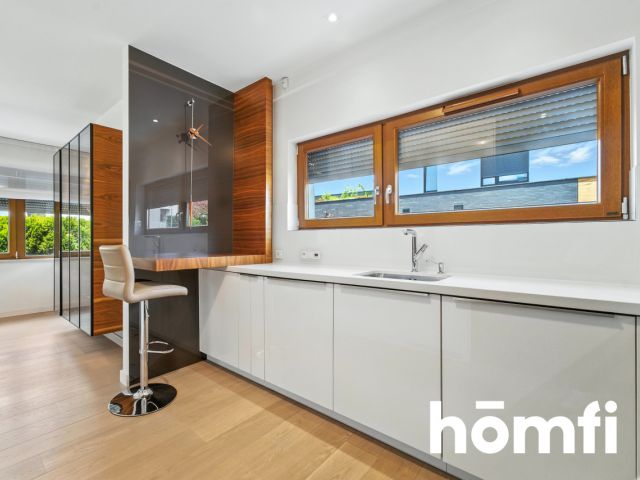 Exclusive Residence in the heat od Bażantowo - Дім - Продаж - Katowice, Kostuchna