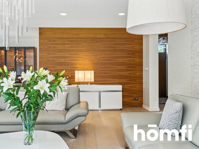 Exclusive Residence in the heat od Bażantowo - House - Sale - Katowice, Kostuchna