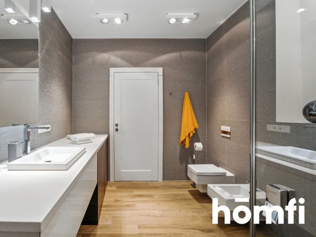 Exclusive Residence in the heat od Bażantowo - Дім - Продаж - Katowice, Kostuchna