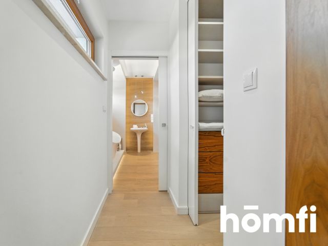 Exclusive Residence in the heat od Bażantowo - Дім - Продаж - Katowice, Kostuchna