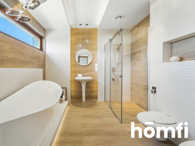 Exclusive Residence in the heat od Bażantowo - Дім - Продаж - Katowice, Kostuchna