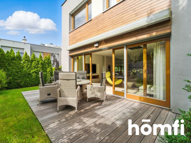 Exclusive Residence in the heat od Bażantowo - Дім - Продаж - Katowice, Kostuchna