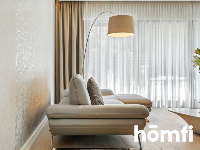 Exclusive Residence in the heat od Bażantowo - Дім - Продаж - Katowice, Kostuchna