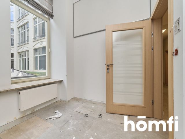 Duży lokal w Rynku dostosowany pod gastronomię - Commercial premises - Rent - Wrocław, Stare Miasto