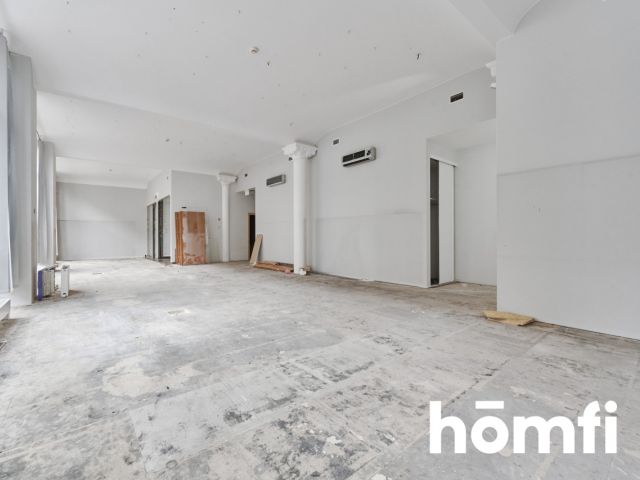 Duży lokal w Rynku dostosowany pod gastronomię - Commercial premises - Rent - Wrocław, Stare Miasto