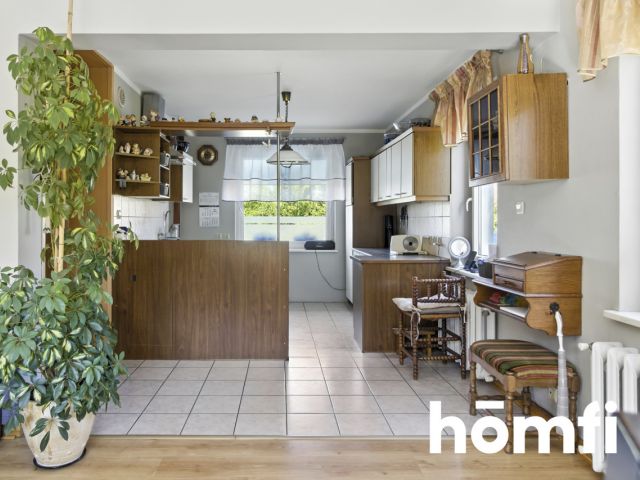 House Surrounded by Nature with a Private Pond-105 m² - Дім - Продаж - Starachowicki, Brody / Adamów