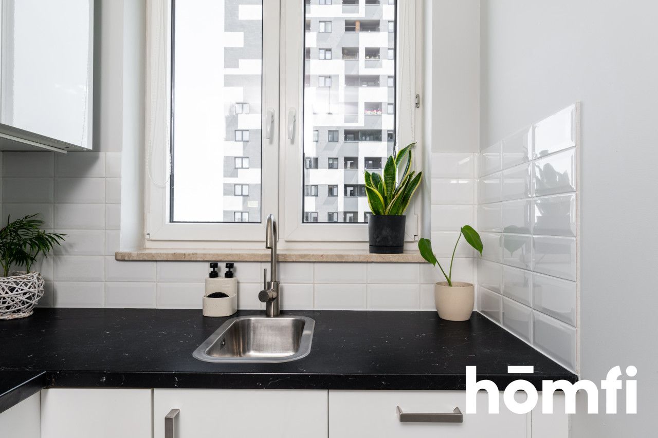 COMFORTABLE 2-ROOM APARTMENT ON OSTROBRAMSKA STREET – KORONA PRAGI - Apartment - Sale - Warszawa, Praga-Południe