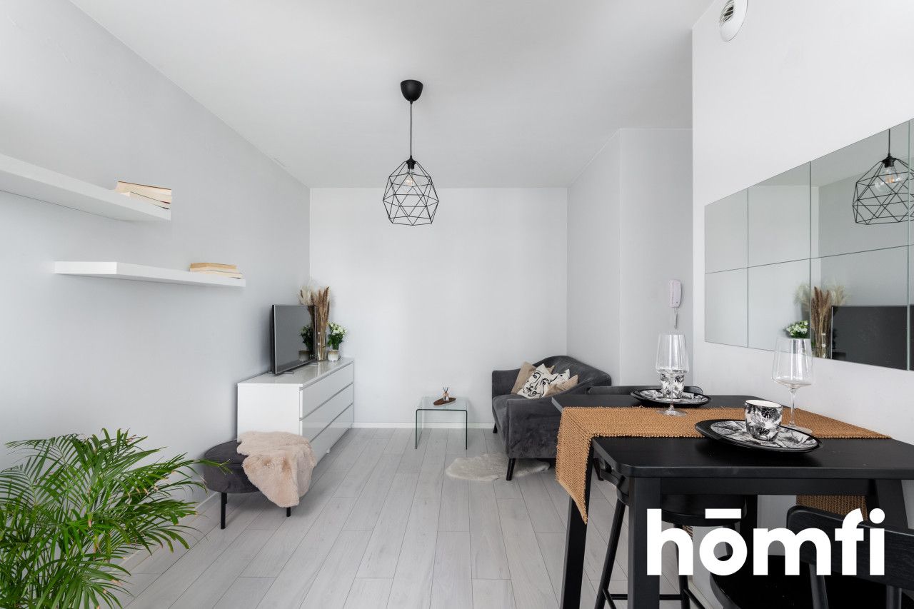 COMFORTABLE 2-ROOM APARTMENT ON OSTROBRAMSKA STREET – KORONA PRAGI - Apartment - Sale - Warszawa, Praga-Południe