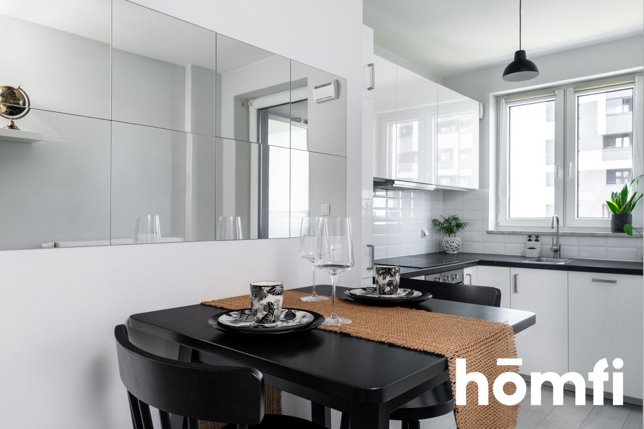 COMFORTABLE 2-ROOM APARTMENT ON OSTROBRAMSKA STREET – KORONA PRAGI - Apartment - Sale - Warszawa, Praga-Południe