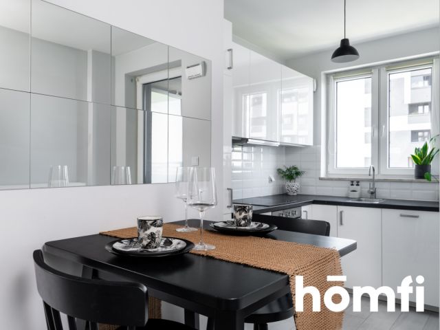 COMFORTABLE 2-ROOM APARTMENT ON OSTROBRAMSKA STREET – KORONA PRAGI - Квартира - Продаж - Warszawa, Praga-Południe