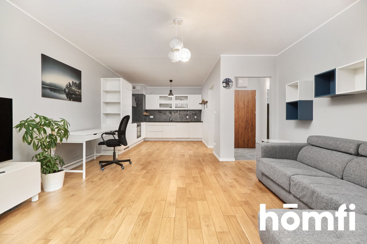 2-rooms apartment with loggia 3500 PLN - Apartment - Rent - Wrocław, Fabryczna