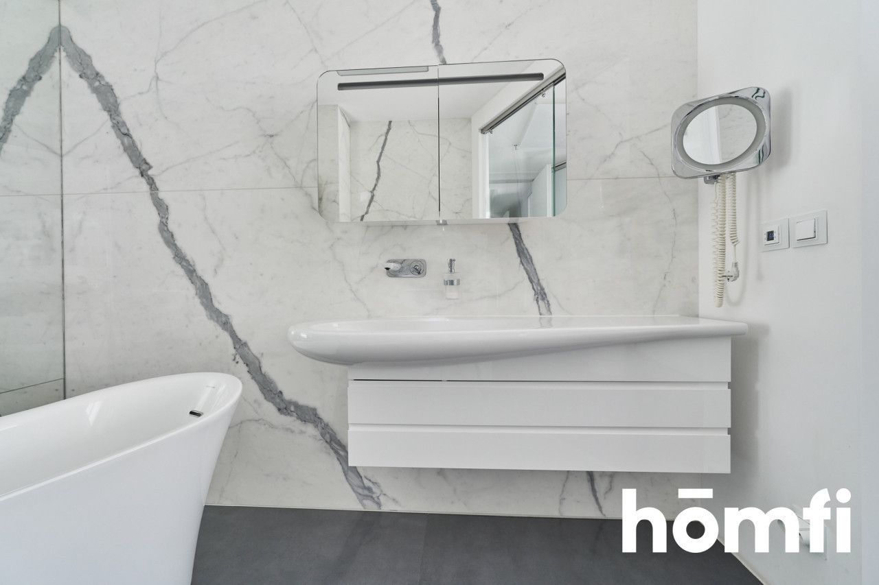 Like New / 91 m² / 2 Terraces 30 m2 / Garage / Top Floor / AC / City Centre Wrocław - Apartment - Sale - Wrocław, Śródmieście / Ołbin