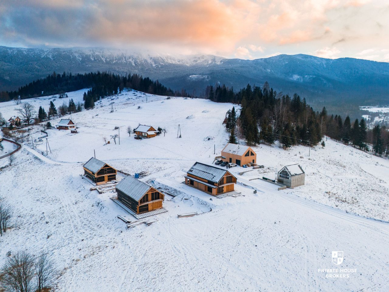 Babia Przystań - Twój dom u stóp Babiej Góry - Dom - Sprzedaż - Suski, Zawoja / Ryżowana