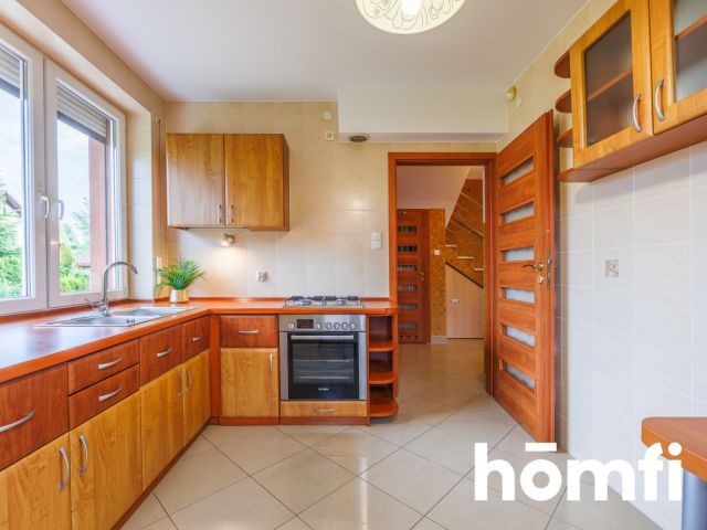 Well-kept detached house with shutters and a garage - Дім - Продаж - Rzeszów, Pogwizdów Nowy